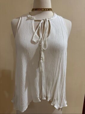 Guess White Crinkle Hi Low Sleeveless Camisole